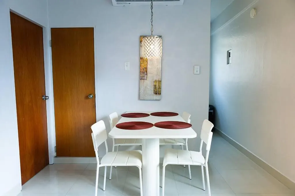 203-Tranquil Renovated Charm In The City, Near The Beach With Free Parking San Juan Apartment
